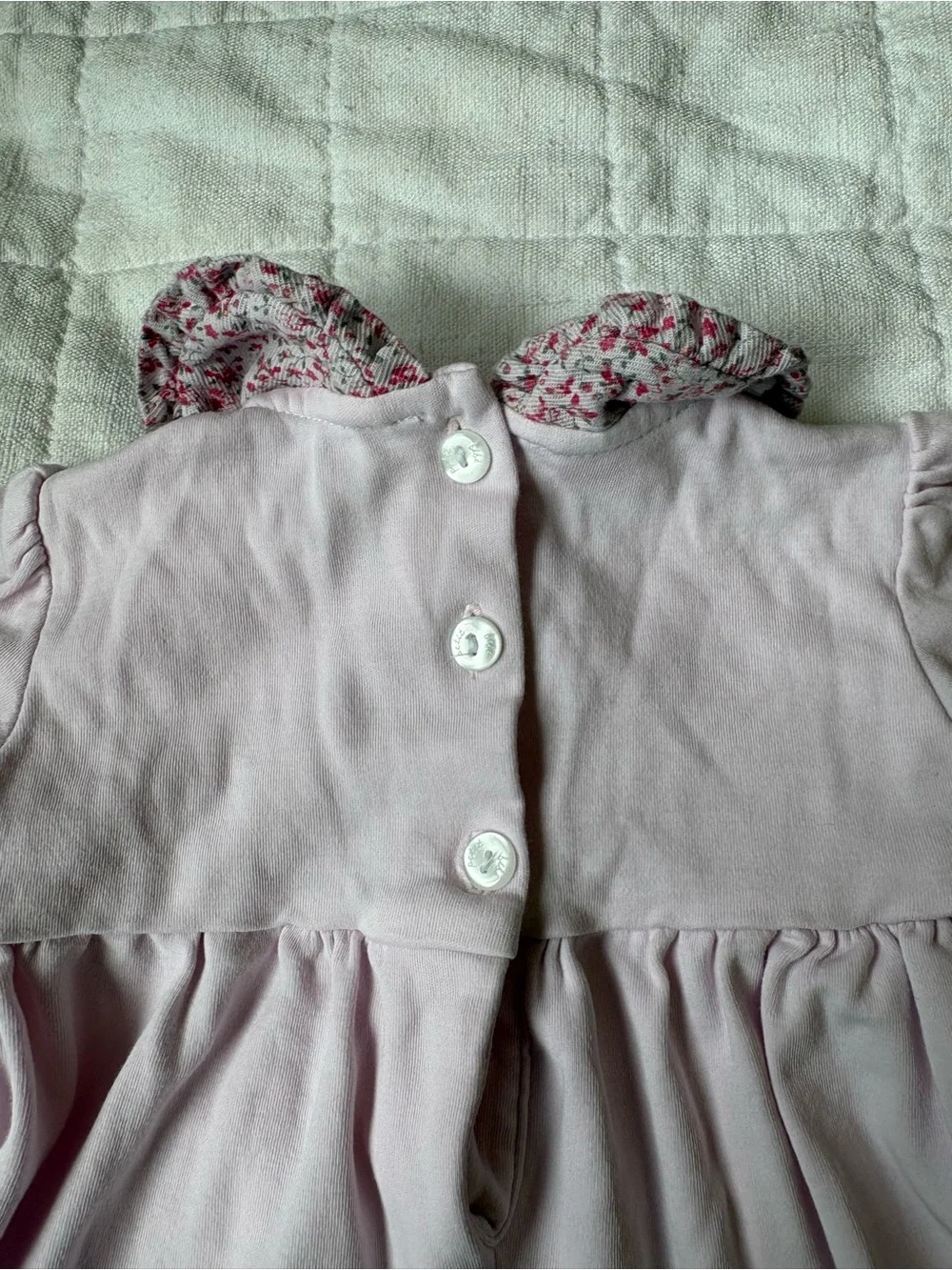 Petit Bebe Baby Girl Pink Floral-Trim One-Piece Romper 6 Months Peter Pan Collar